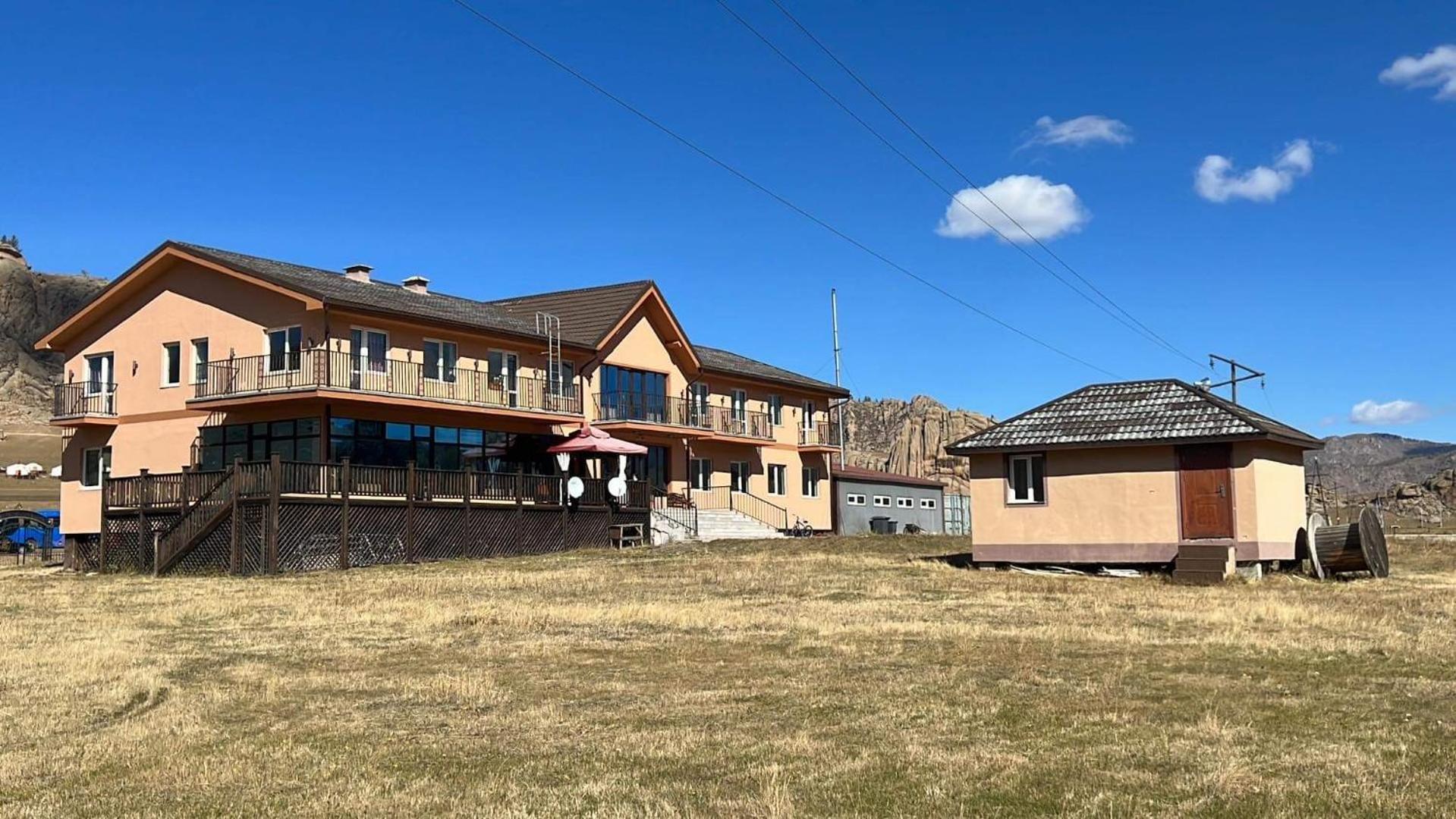 Takhi Resort Terelj Yoliin Hural Exterior photo